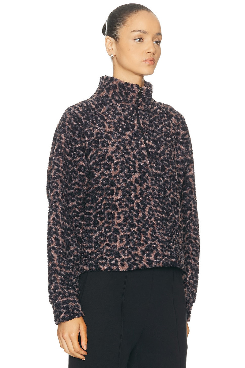 Lucia Half Zip 2