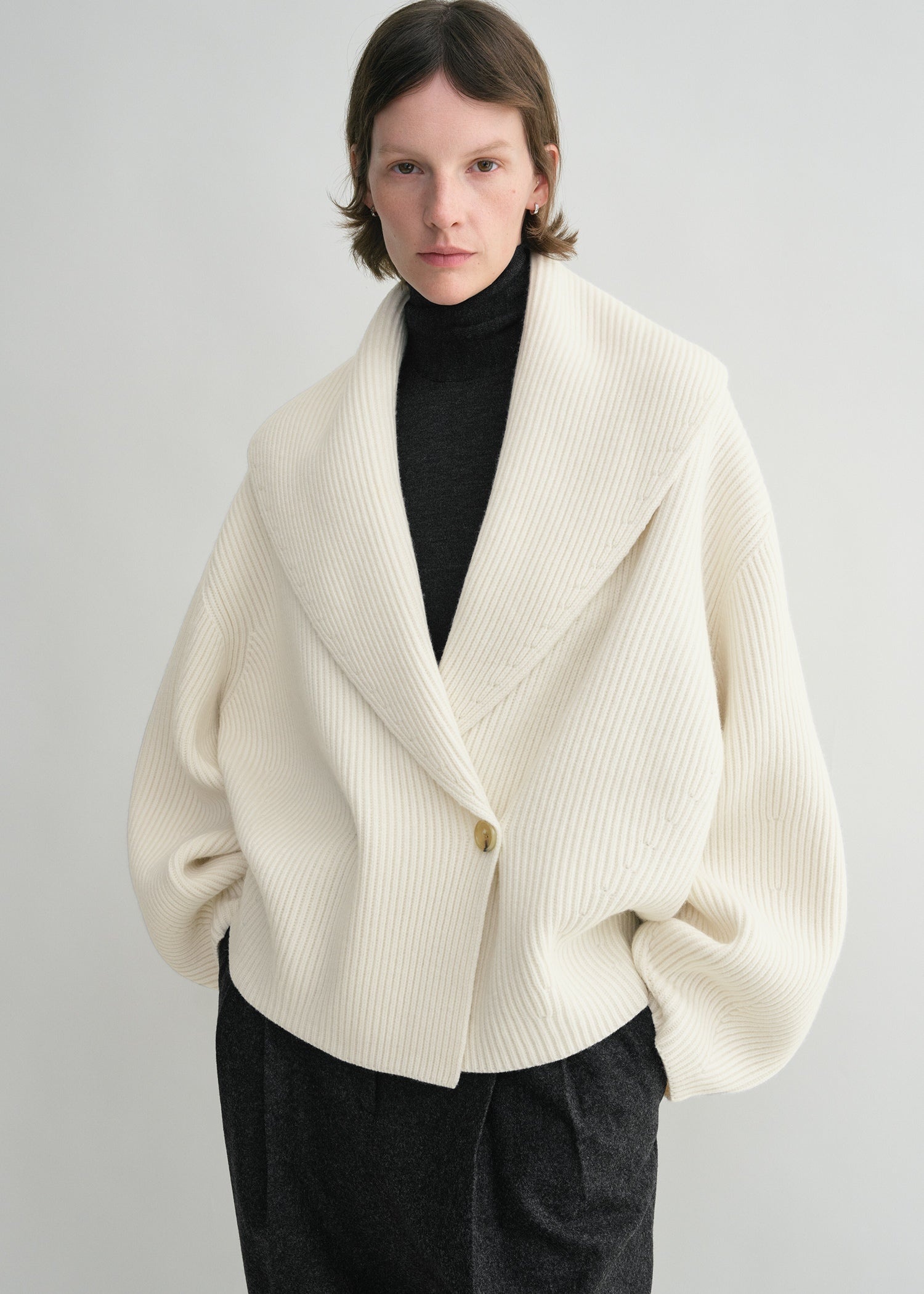 Shawl-lapel cardigan milk - 5