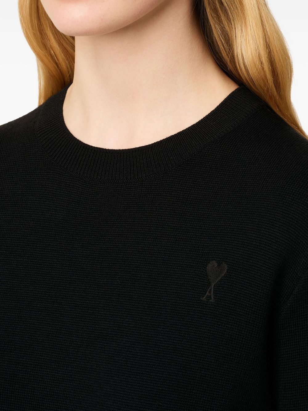 crewneck heart-embroidered sweater - 6