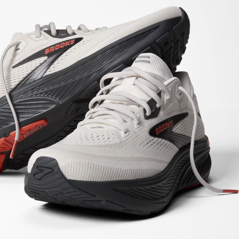 BROOKS Ghost 18 outlook