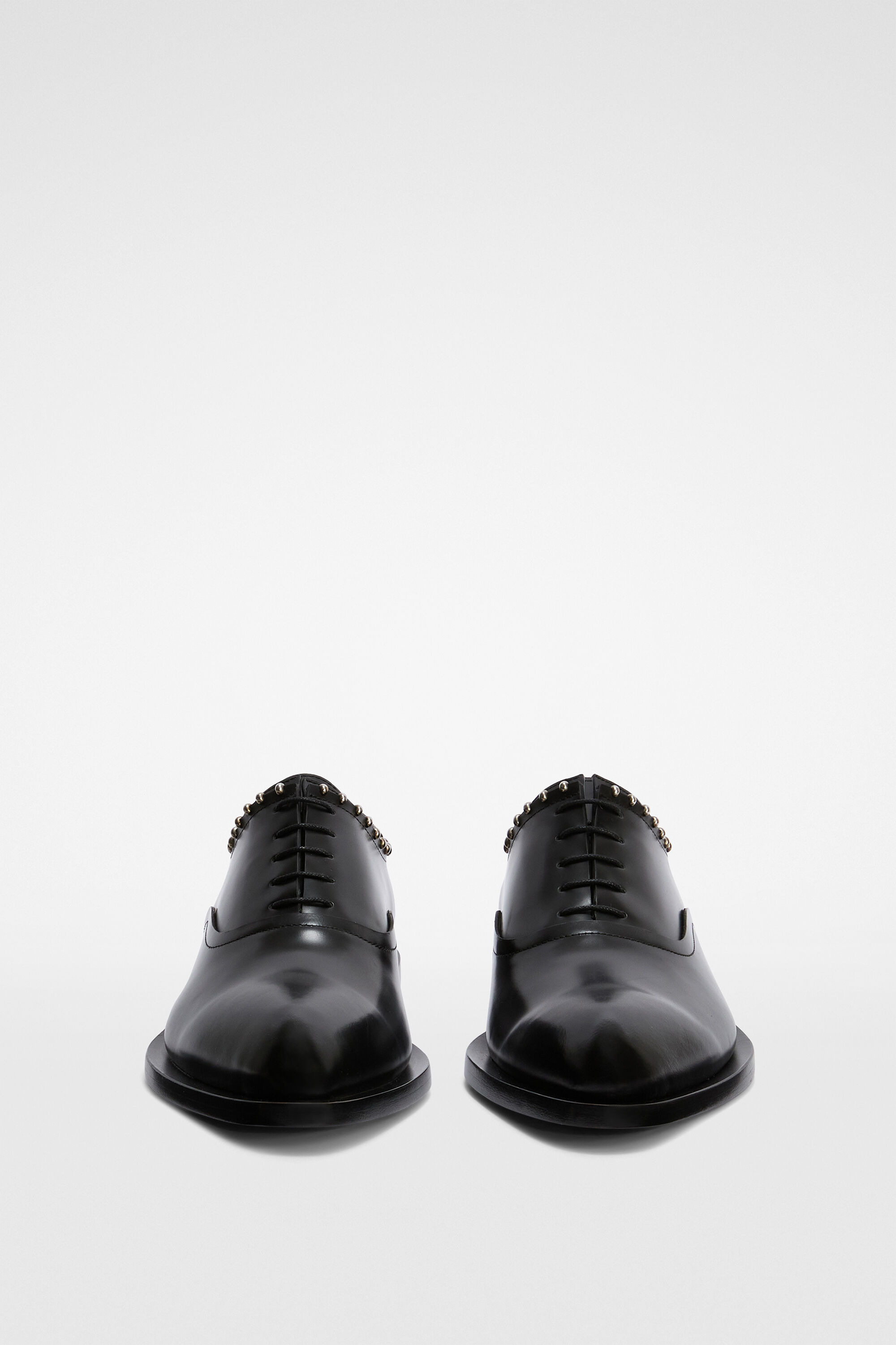 Lace-Up Shoe - 4