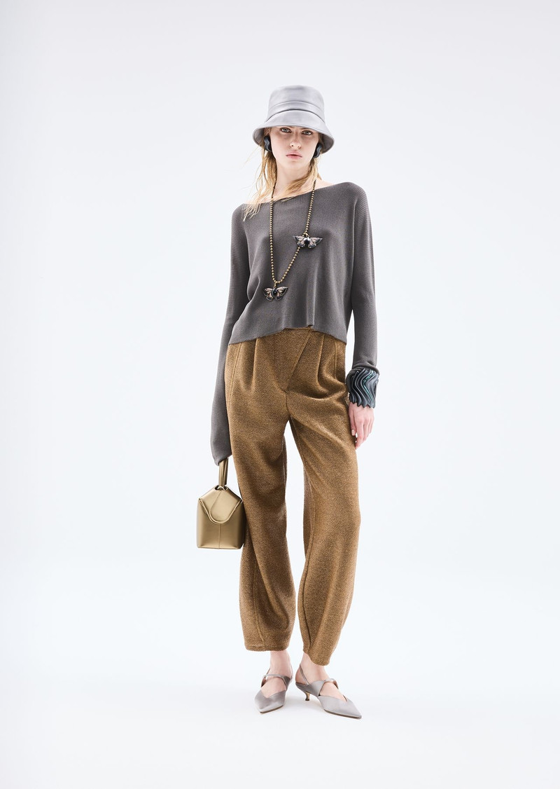 Viscose blend boat-neck jumper 6
