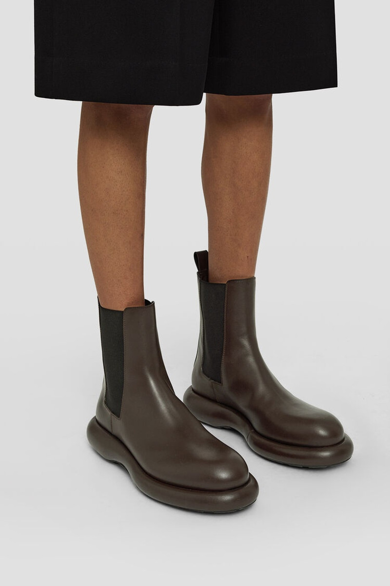 Jil Sander Chelsea Boots outlook