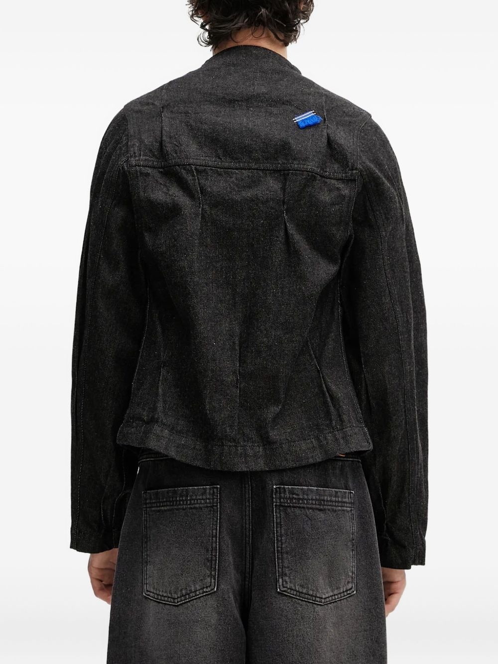 zip-fastening pleated denim jacket - 3