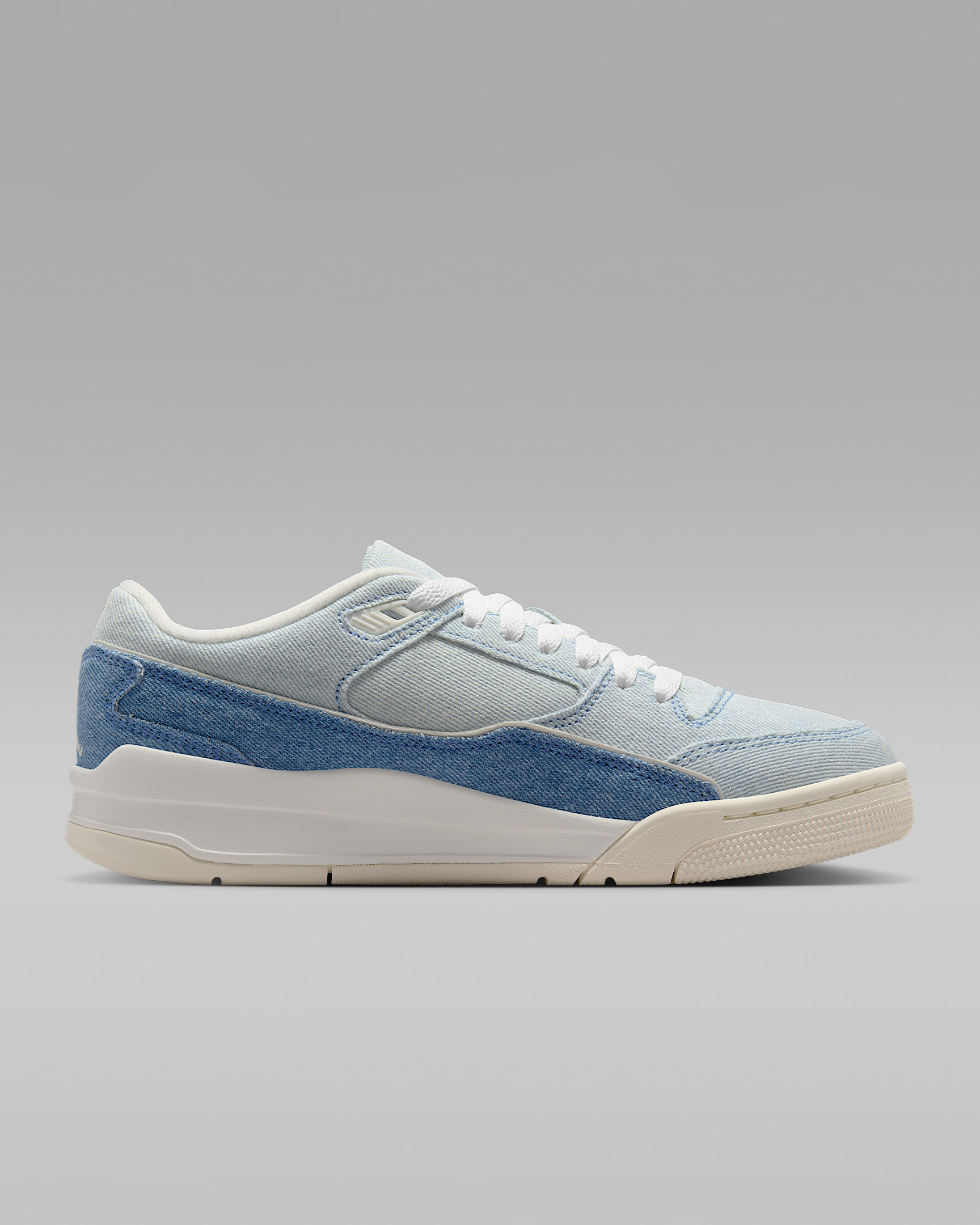 Jordan Flight Court SE Women's Shoes - 3