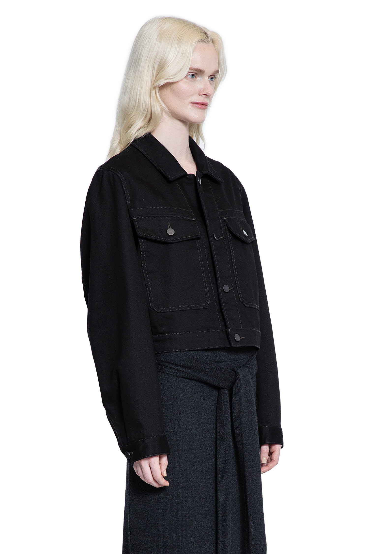 Cropped-Heavy-Denim-Blouson - 2