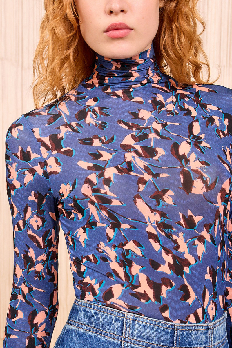ULLA JOHNSON Aurelia Jersey Long Sleeve Turtleneck Top outlook