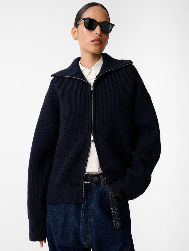 Sandos Knit 6