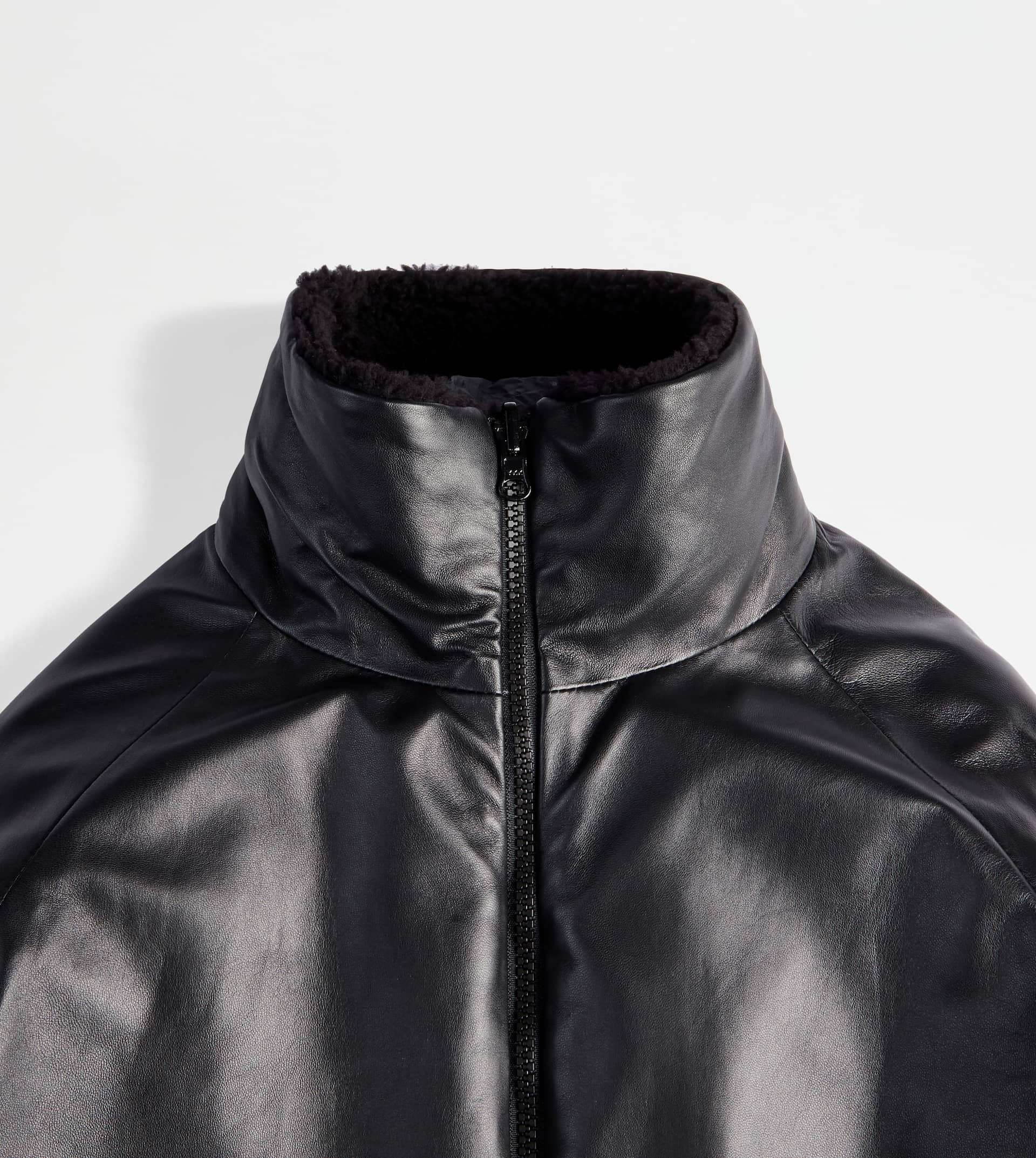 TOD'S BOMBER JACKET IN LEATHER - BLACK - 9