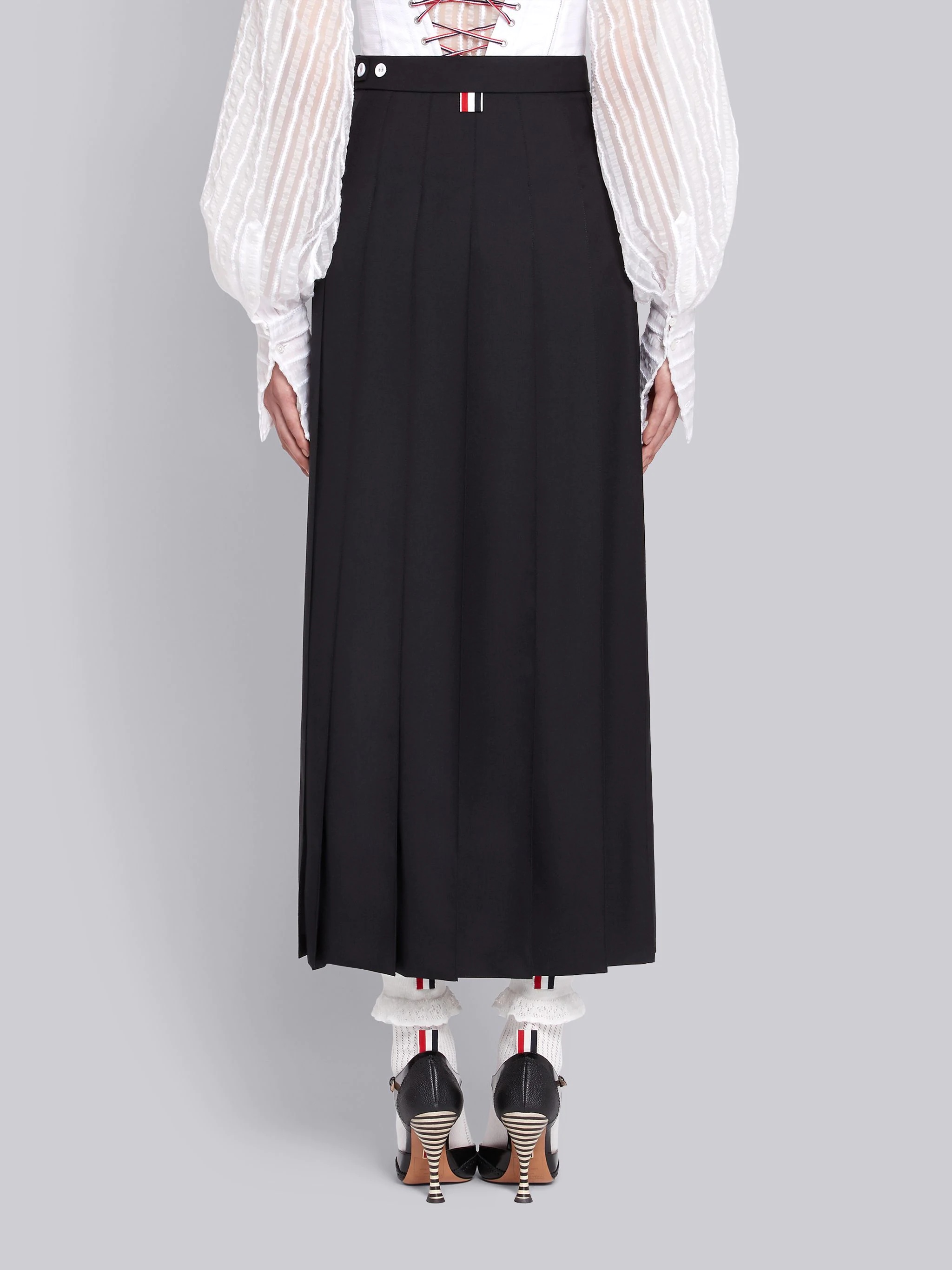 Black Super 120s Plain Weave Pleated Skirt - 3