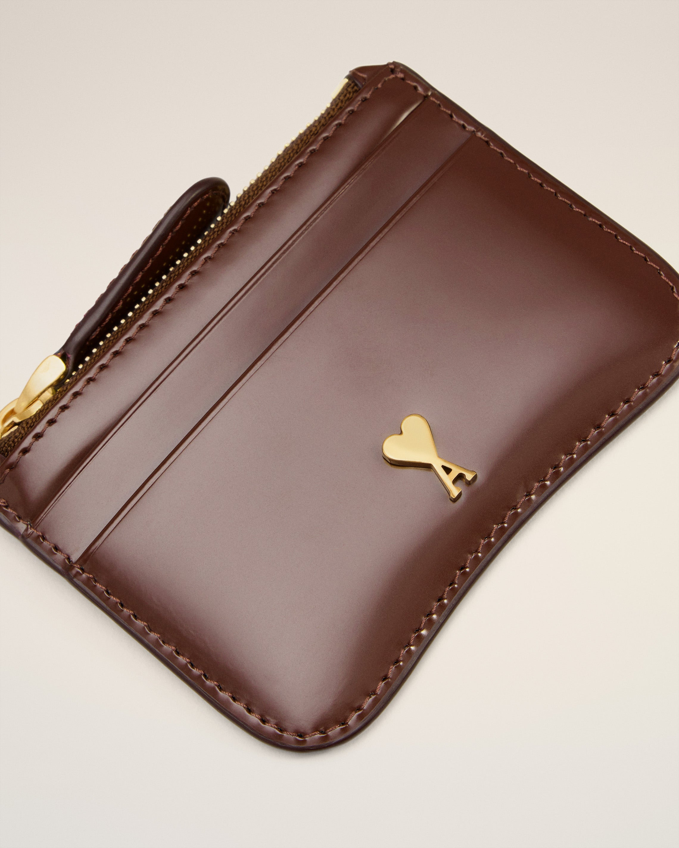 ★AMI PARIS★ [Army] FW23 Wallet USL101AL0036001 Black/Vibrated Brass Paris Paris Zipped Card Holder | AMI PARIS