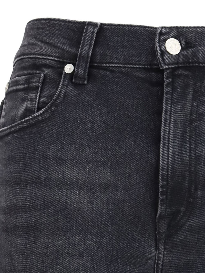 Stovepipe five-pocket jeans 3