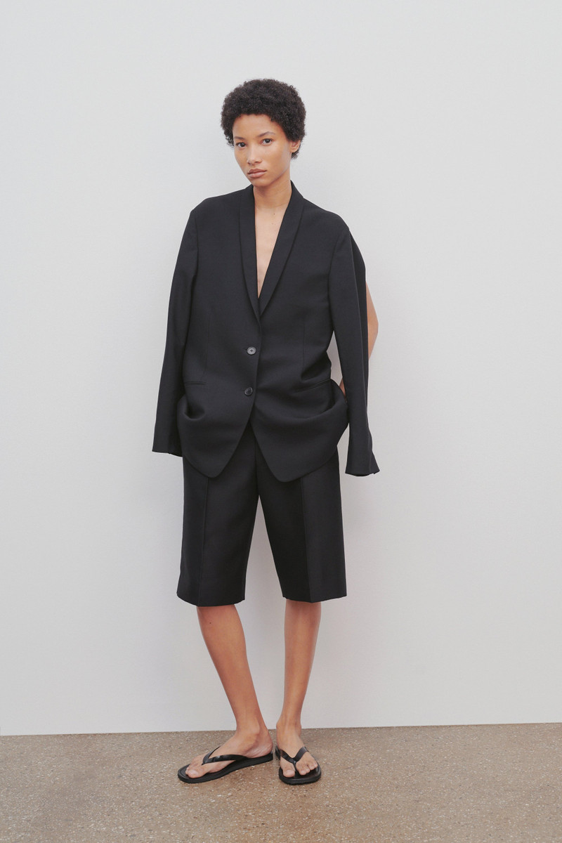 Flash Short in Wool and Silk 3