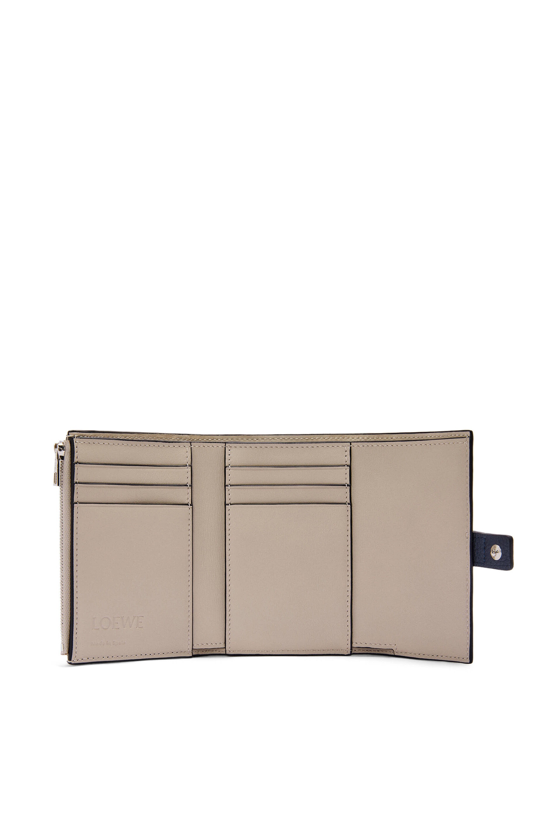 Small vertical wallet in soft grained calfskin - 2