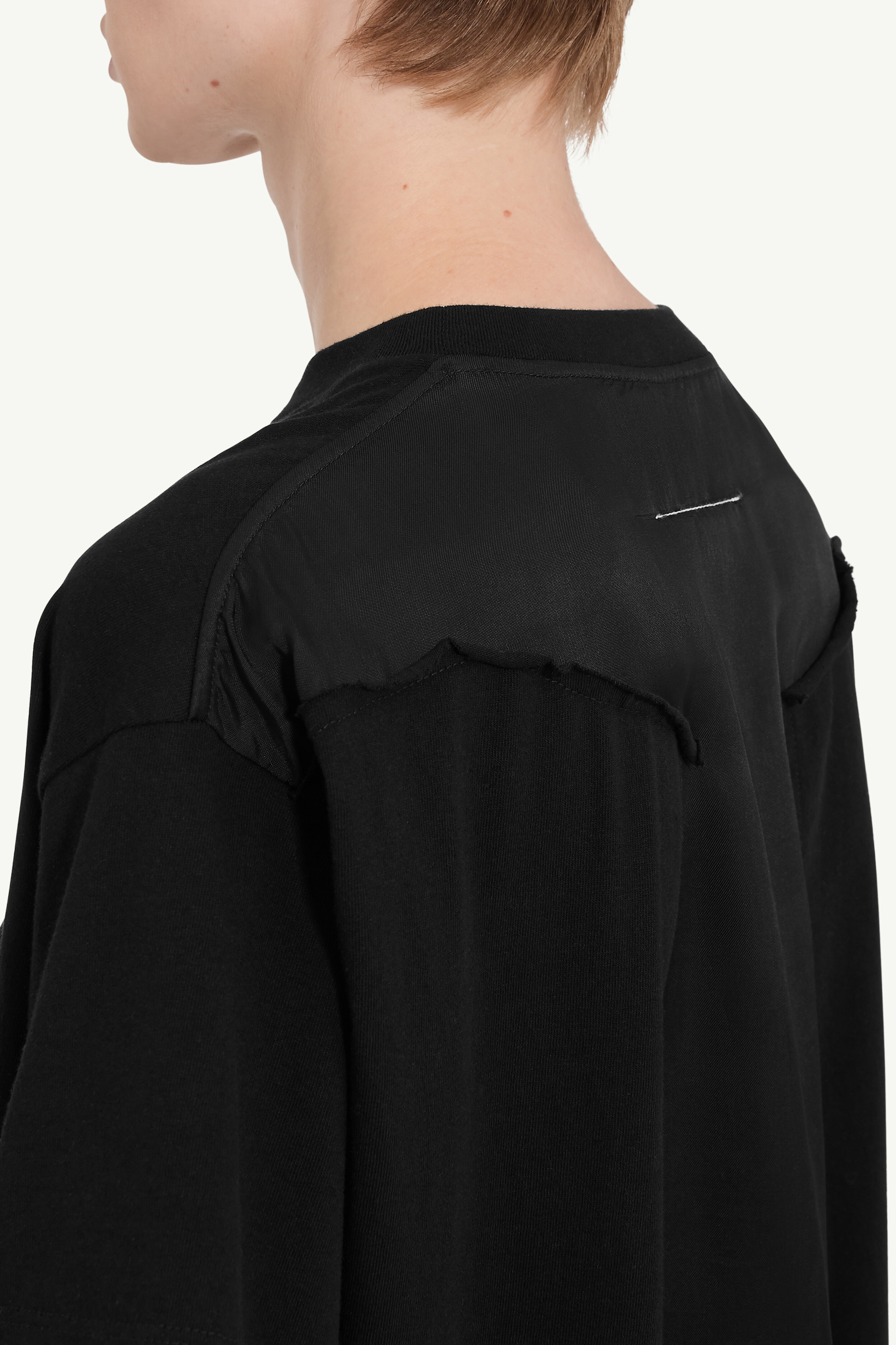 Crewneck T-shirt - 5