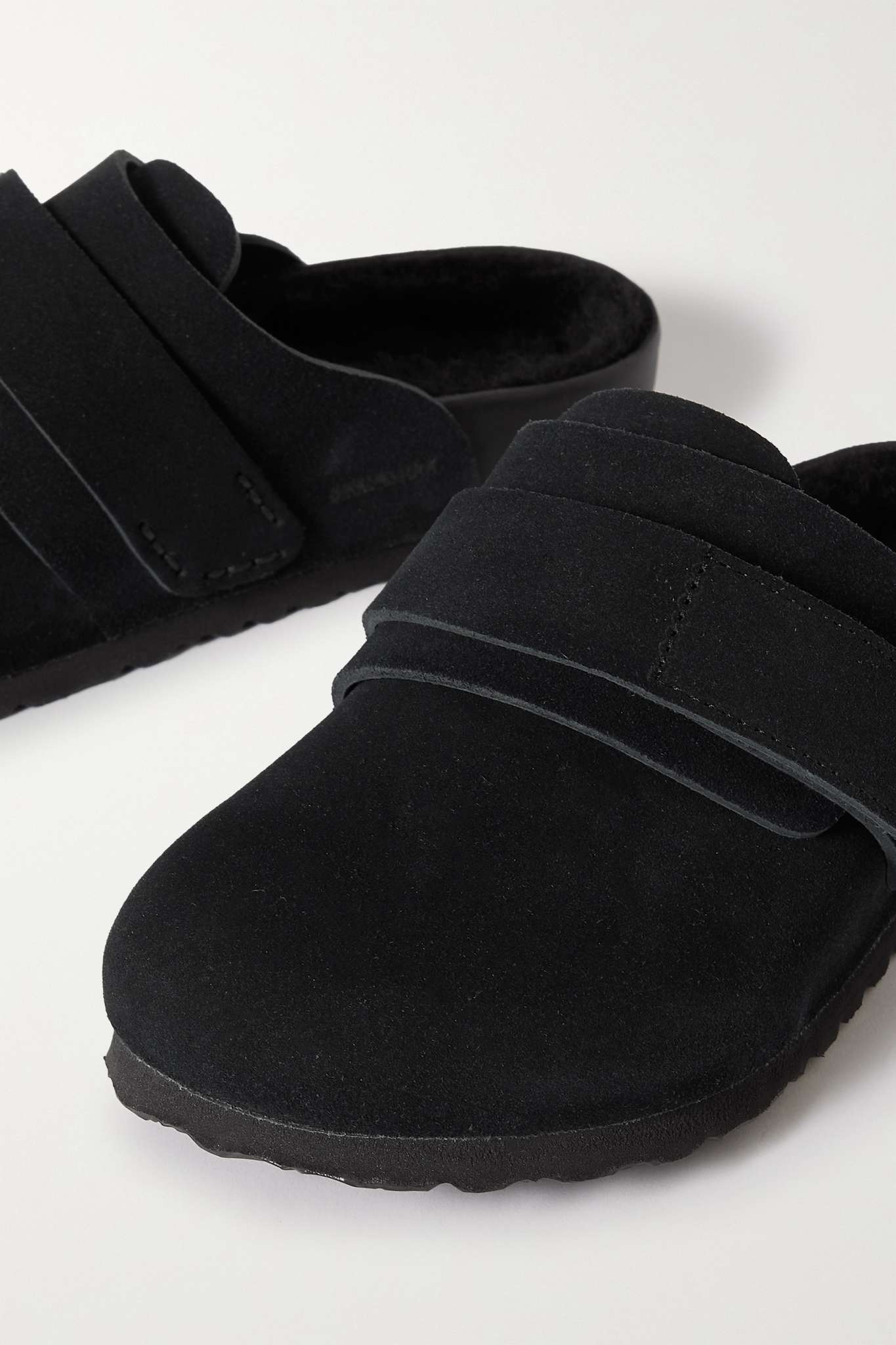 + Tekla Nagoya shearling-lined suede clogs - 4