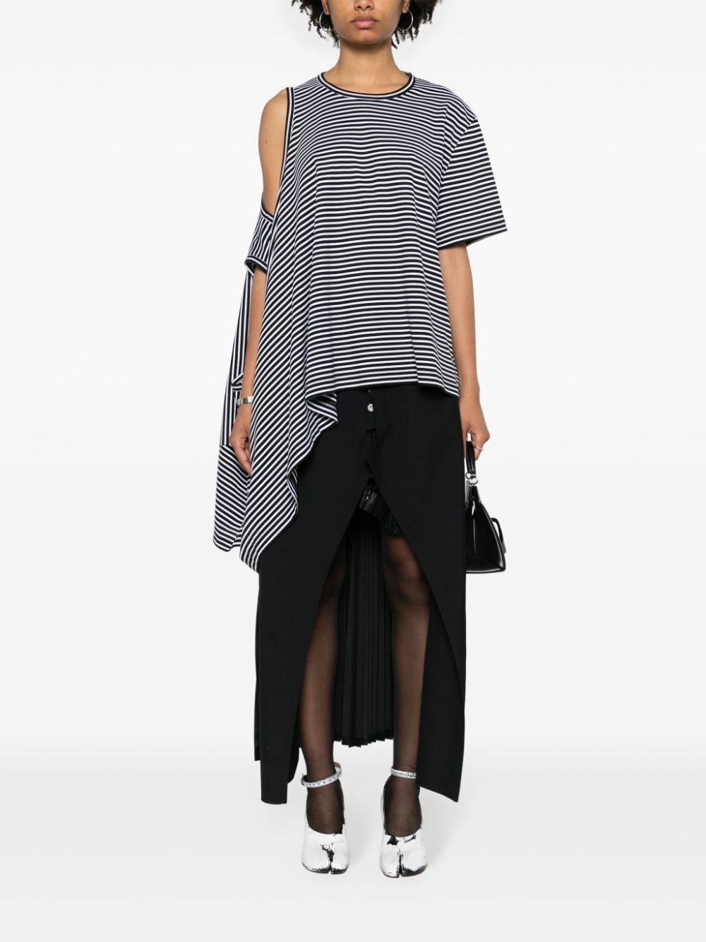 striped off-shoulder T-shirt - 2