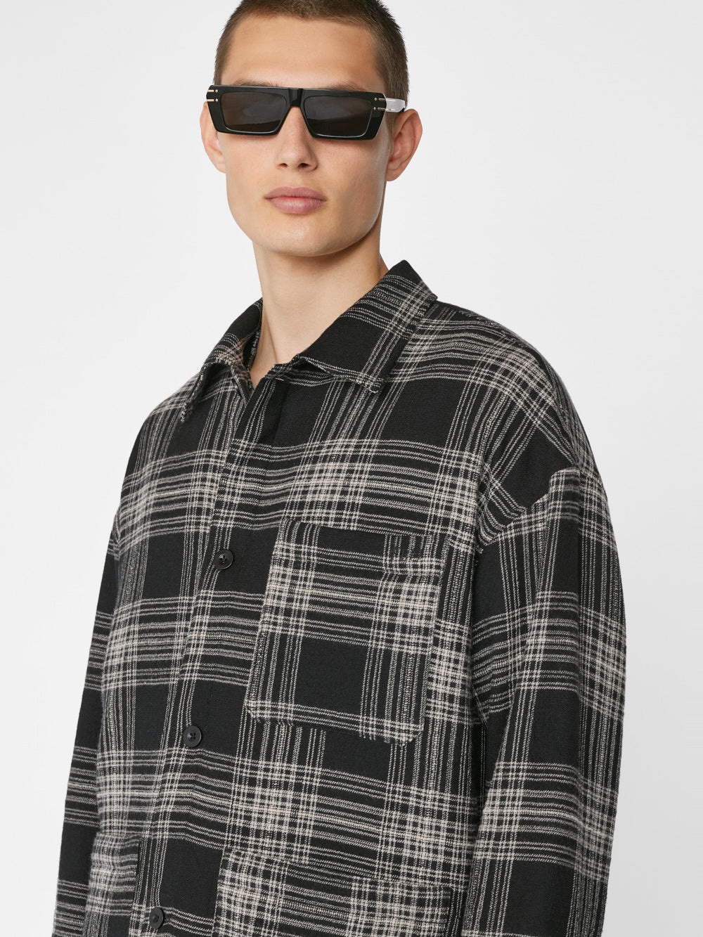 Padded Checked Flannel Overshirt in Noir - 4