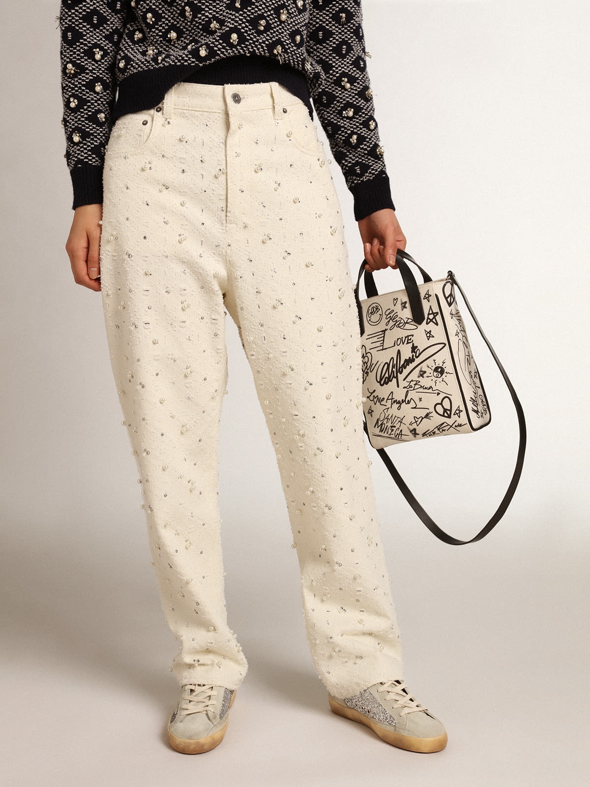 Journey Collection Kim jeans in off-white cotton with diamond patterns and the addition of beads and - 2