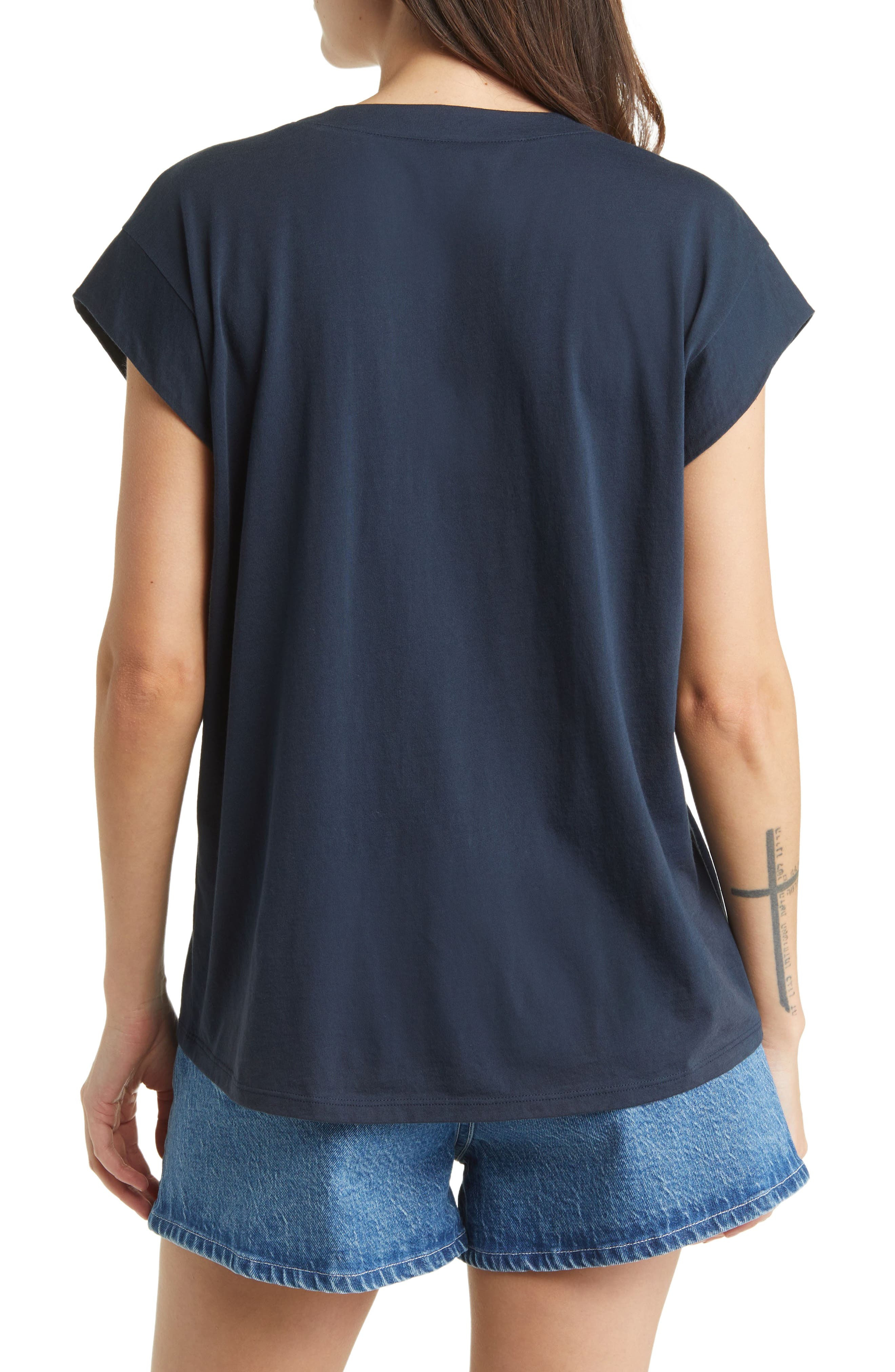 Le Mid Rise V-Neck T-Shirt - 2
