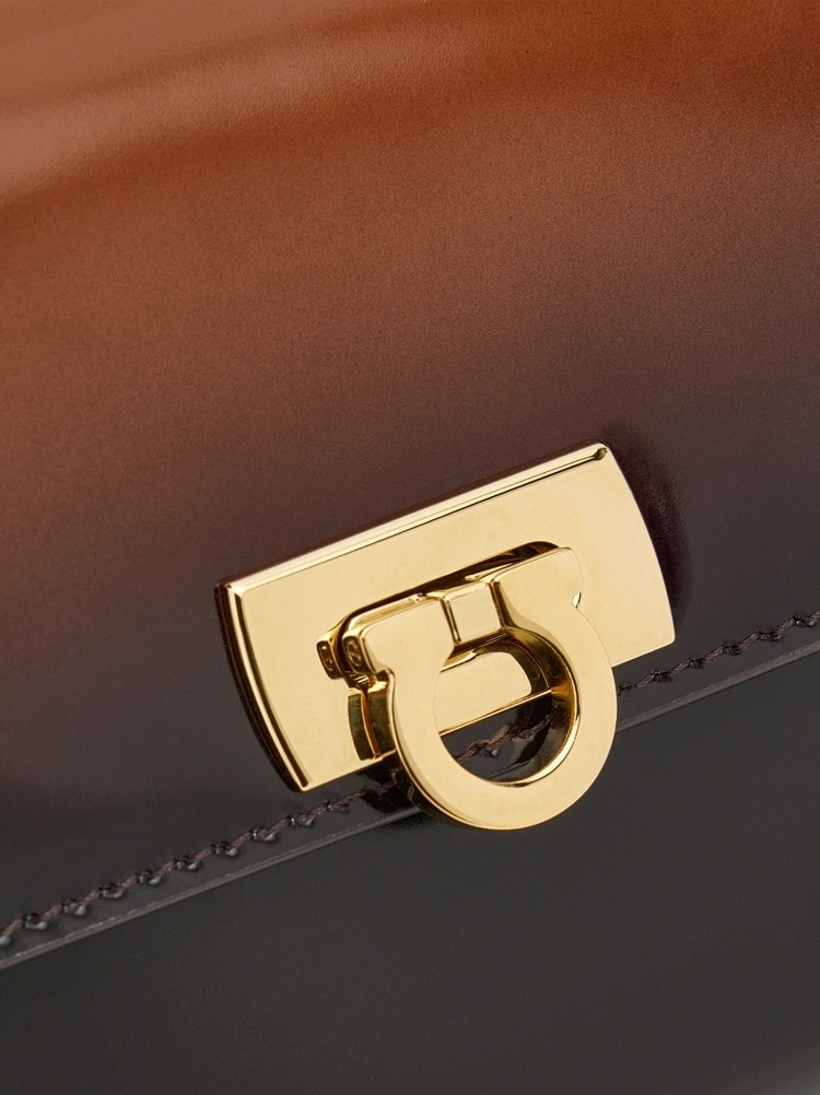 COMPACT WALLET WITH GANCINI CLASP - 5
