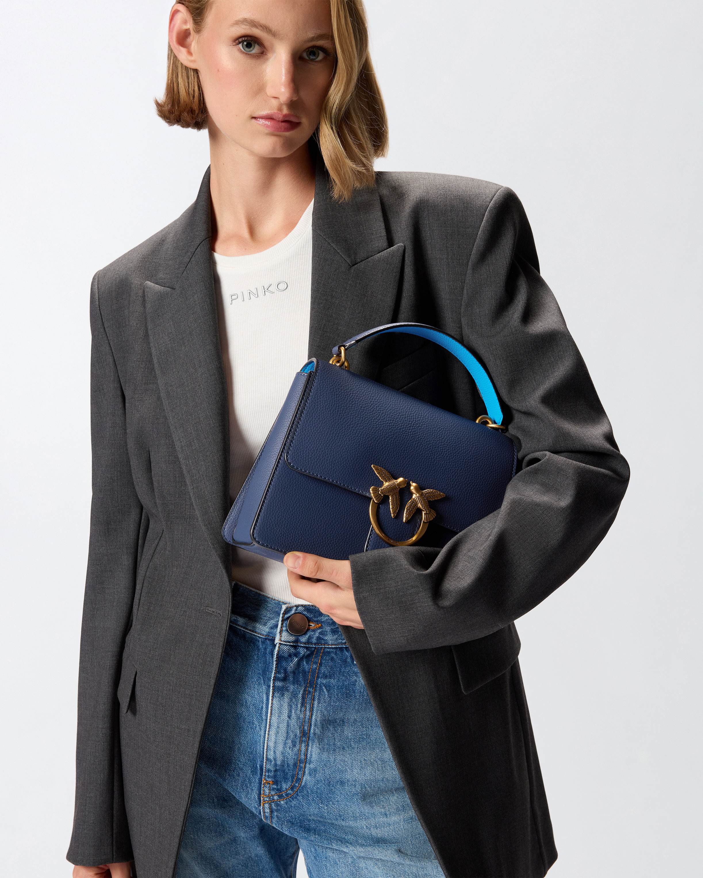 MEDIUM LOVE BAG TOP HANDLE LIGHT HANDBAG IN GRAINED LEATHER - 6
