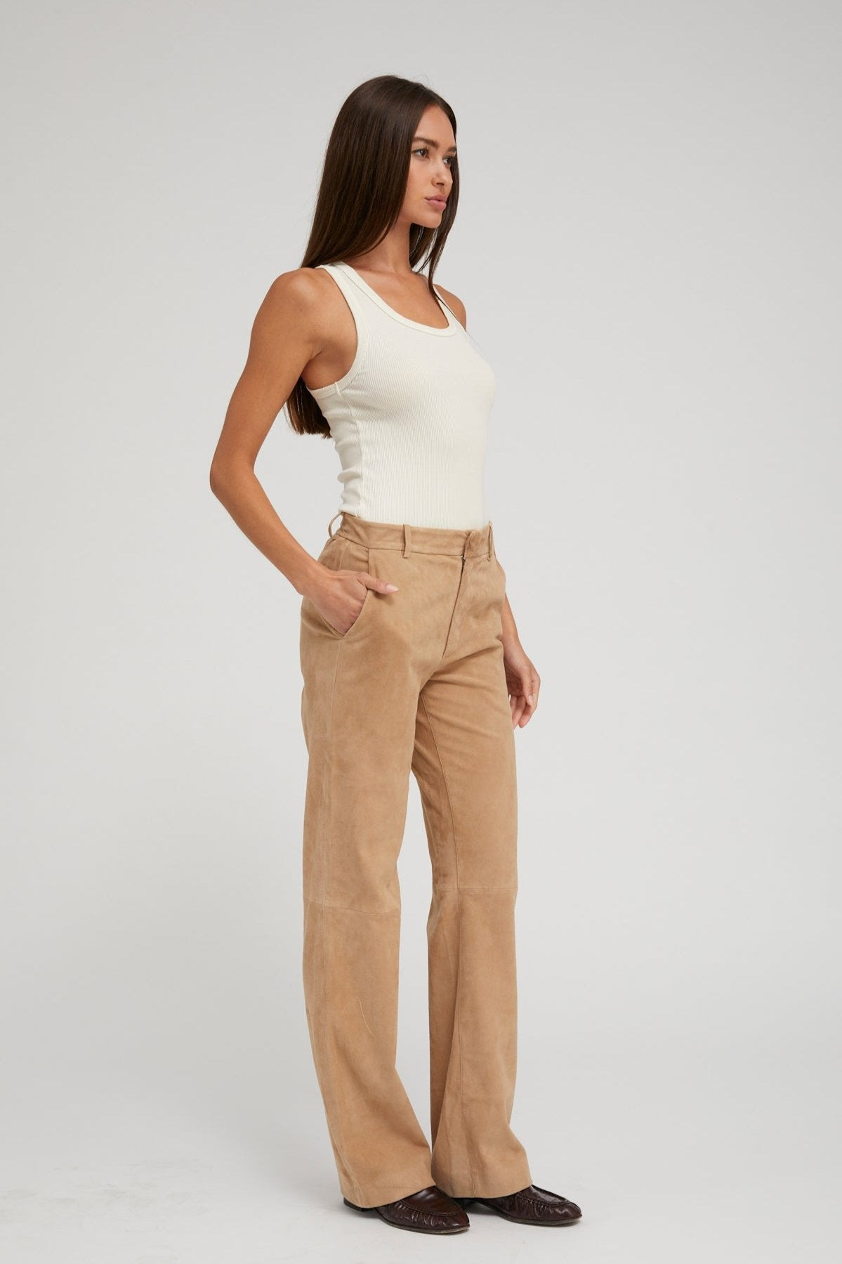 CREME RIB FITTED SCOOPED TANK - 3