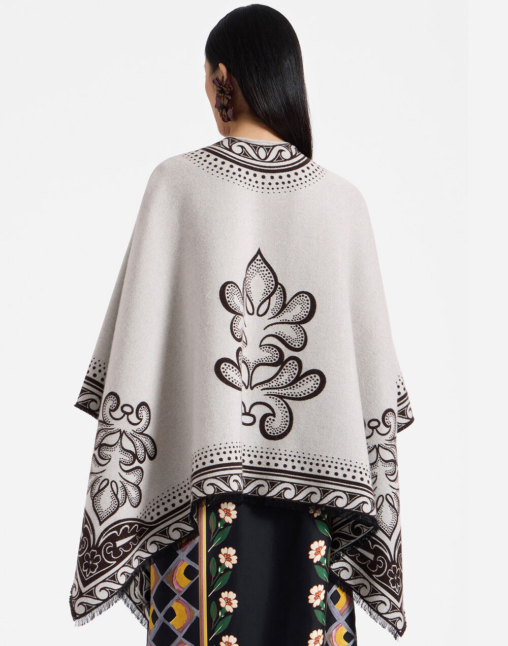 Poncho - 3