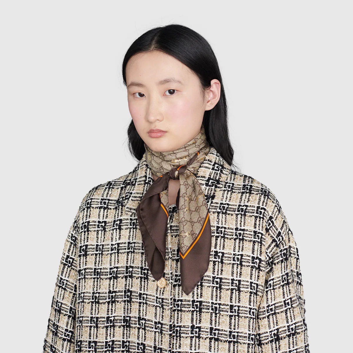 スカーフ GUCCI SILK FOULARD WITH GG HORSEBIT PRINT Gucci Neutral GG Horsebit Print Silk Scarf Gucci