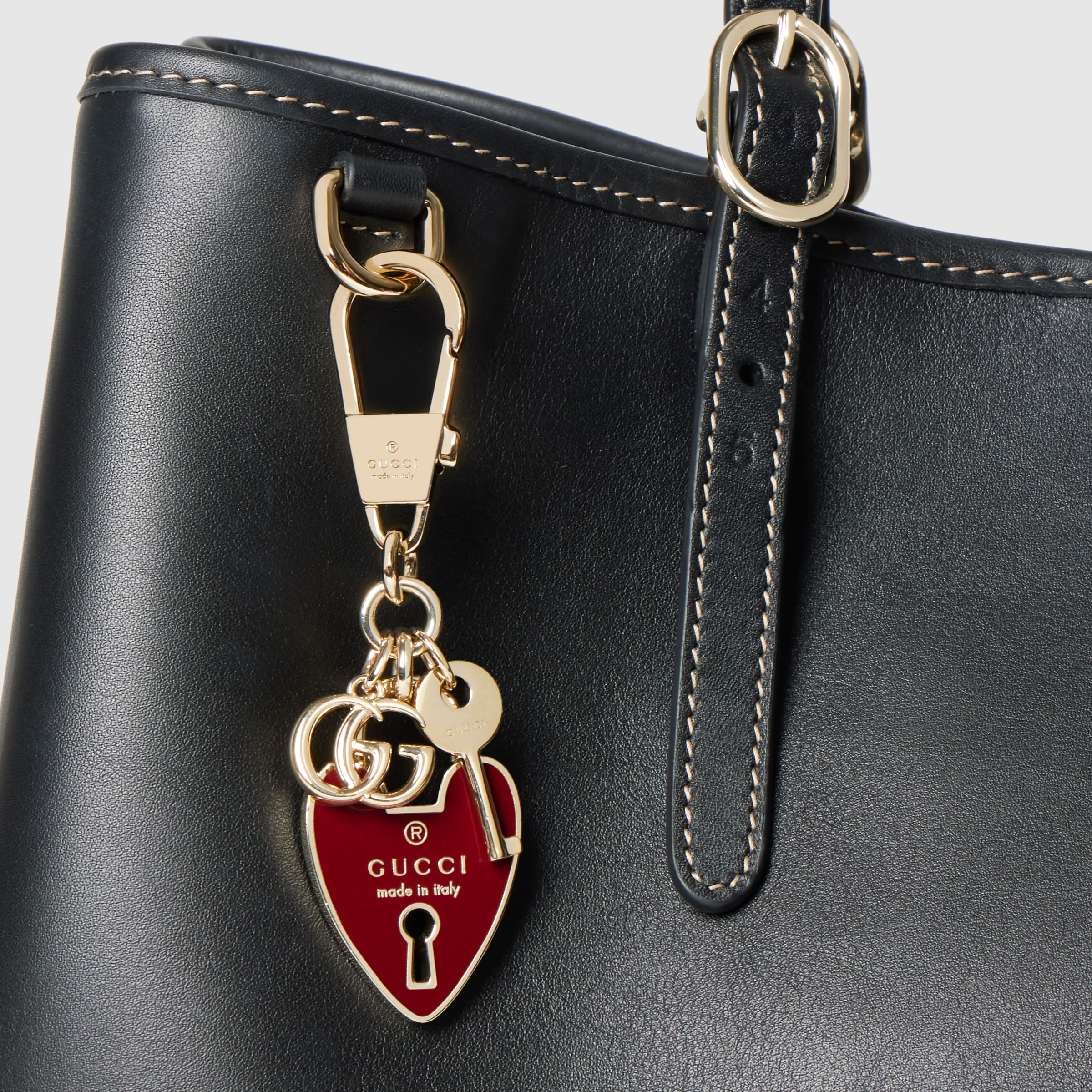 Heart-shaped keychain - 5
