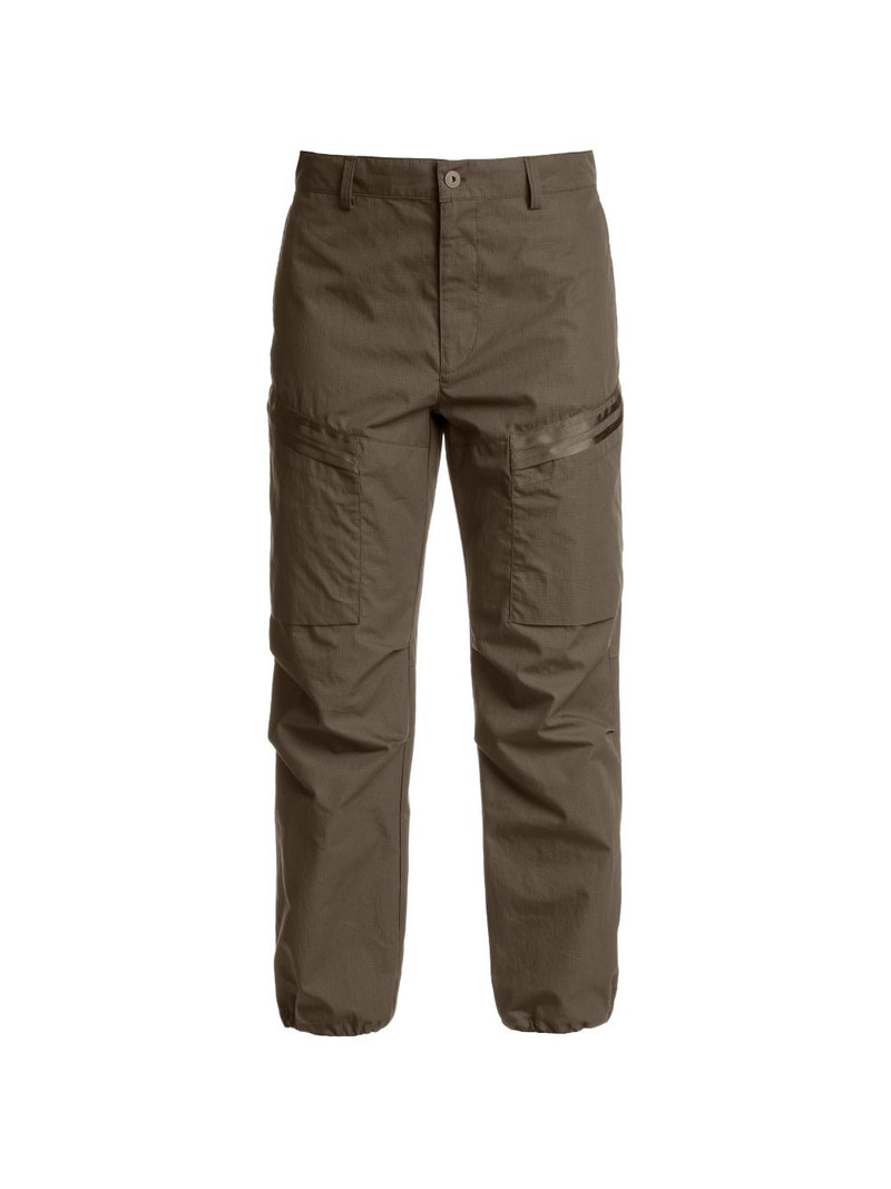 belt-loops cargo pants 1