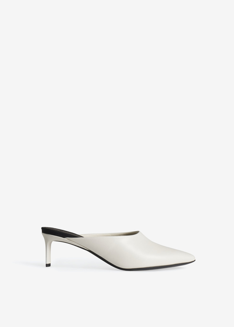 Pointed Toe Mule in Calf Skin Leather 1