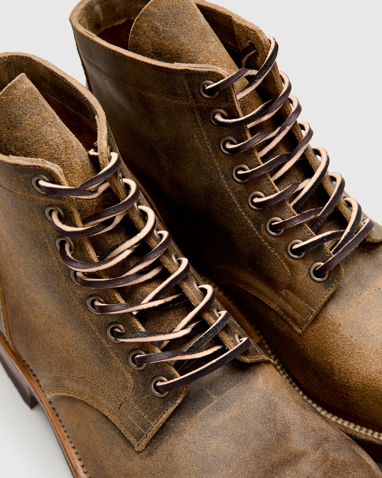 Service Boot 310 in Antique Waxy Commander - 7