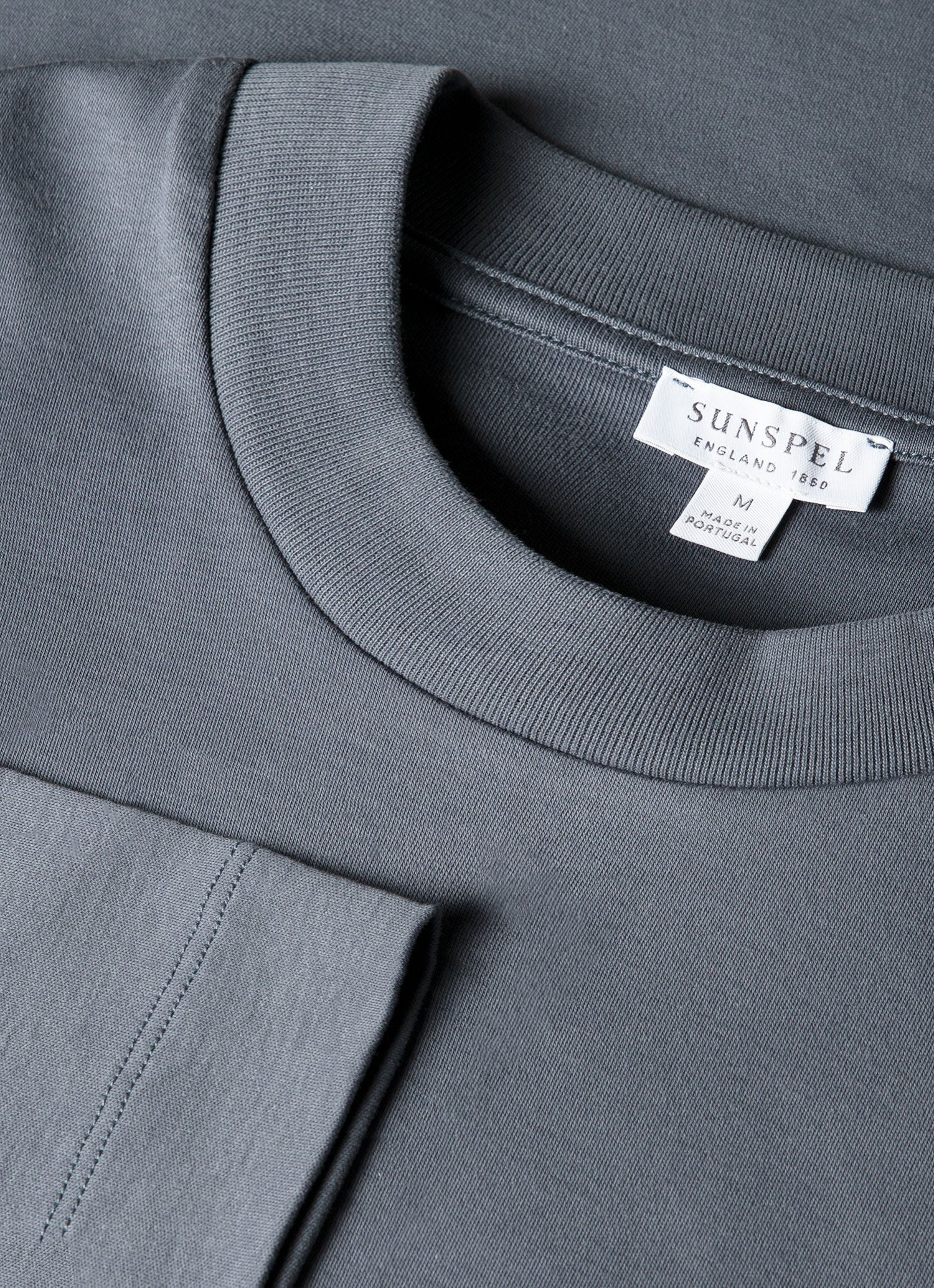 Long Sleeve Heavyweight T‑shirt - 4