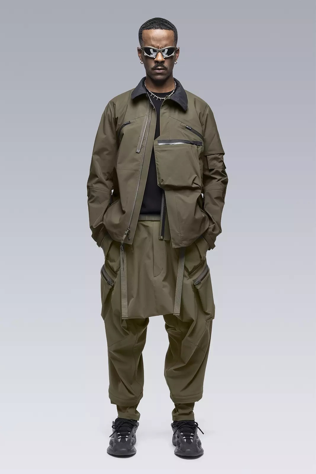 新品 ACRONYM j1a-GTKR-BKS Sサイズ ACRONYM J1A-GTKR-BKS Sサイズ - メルカリ