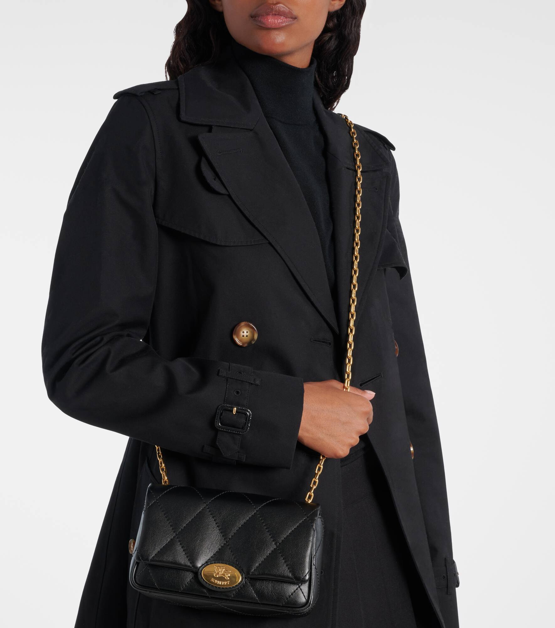 Small quilted leather shoulder bag - 6
