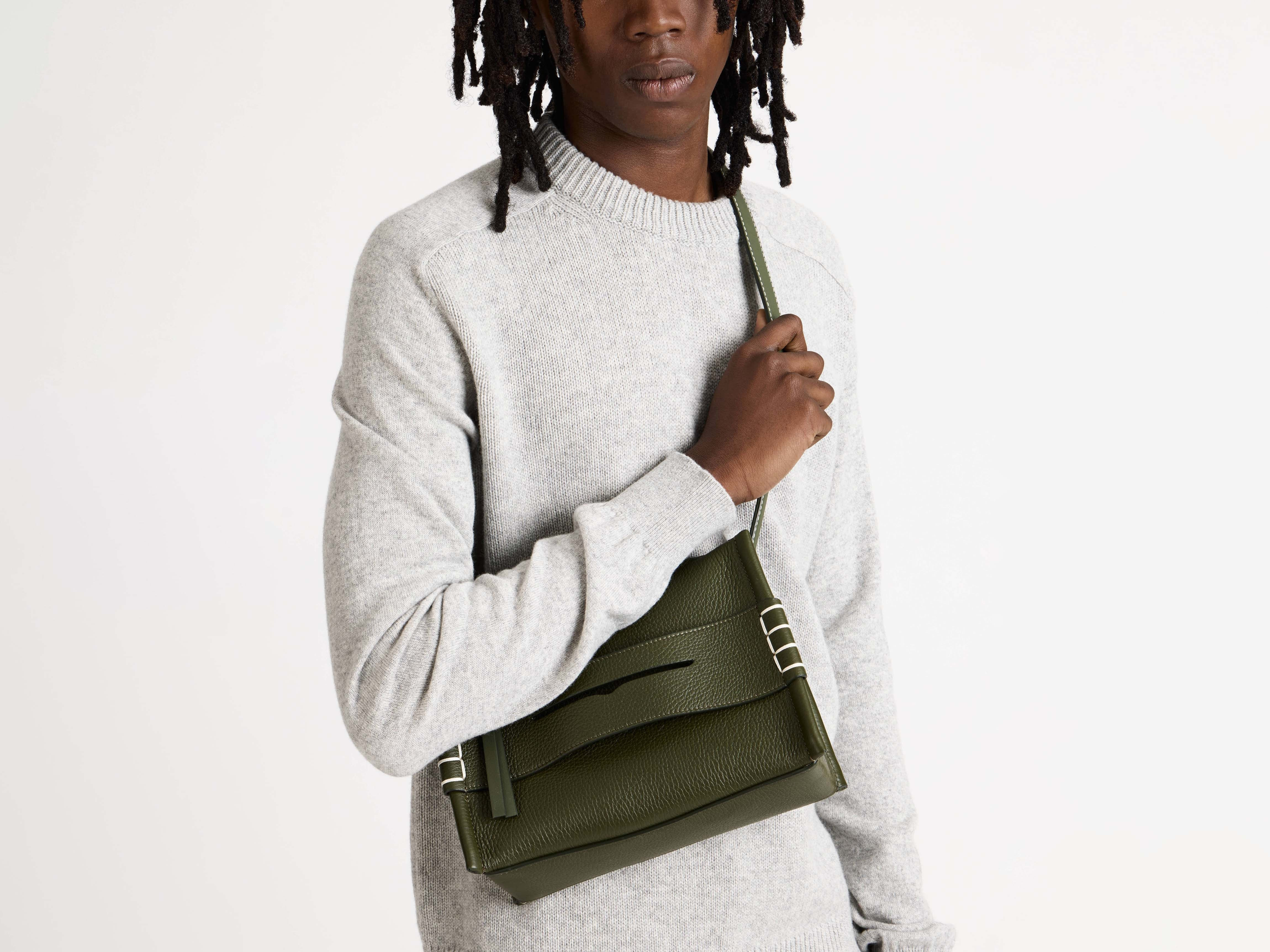 SMALL MESSENGER LOAFER BAG IN KHAKI GREEN LEATHER - 2