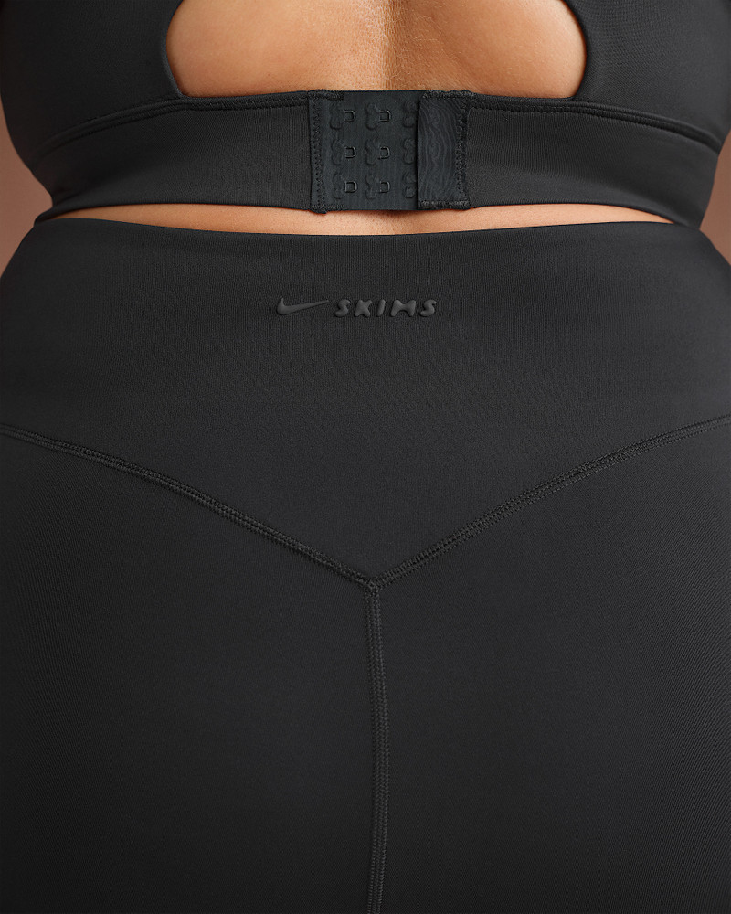 NikeSKIMS Matte Women's High-Waisted 3" Boyshorts 10