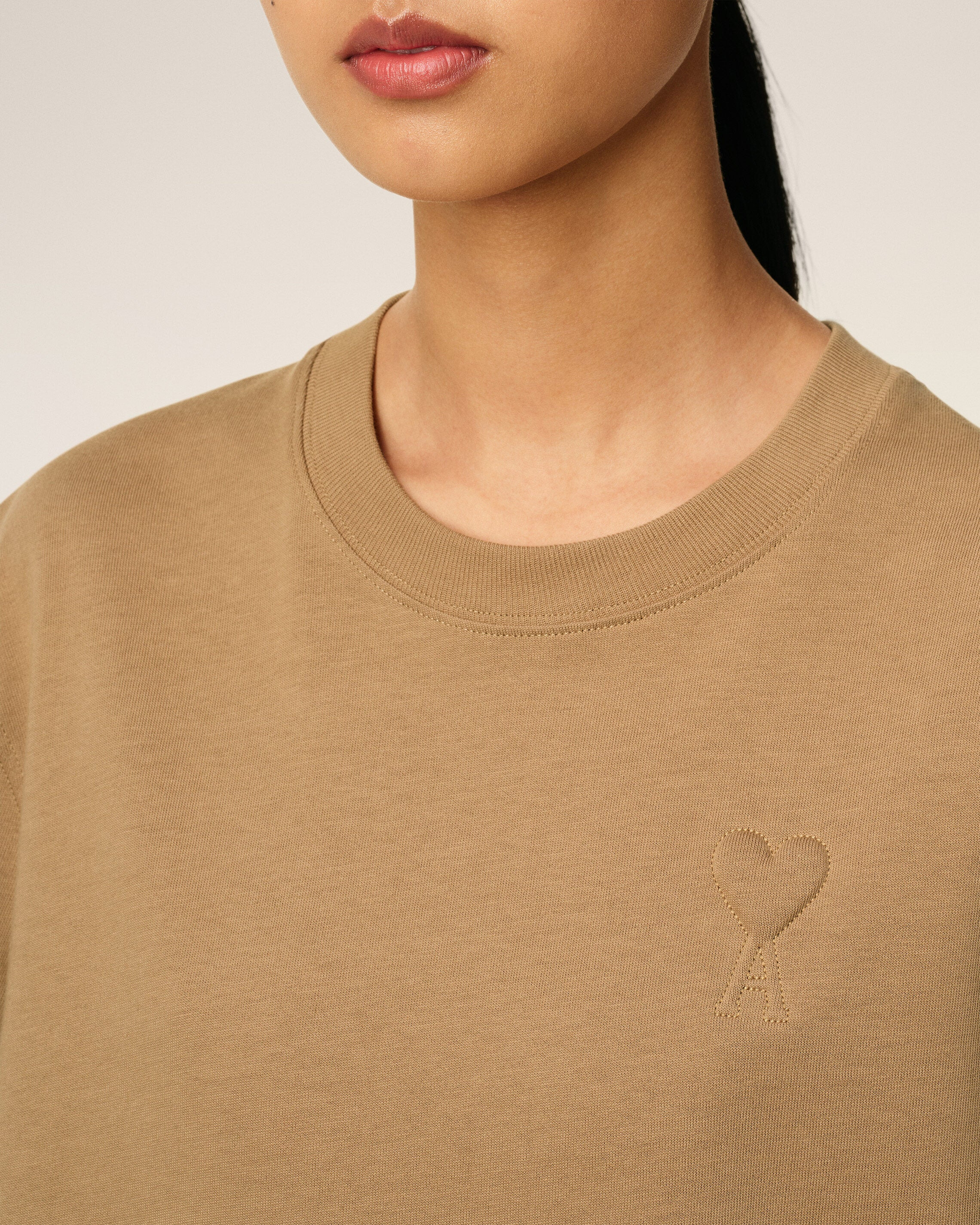 BROWN COTTON AMI DE COEUR COSY FIT T-SHIRT - 4