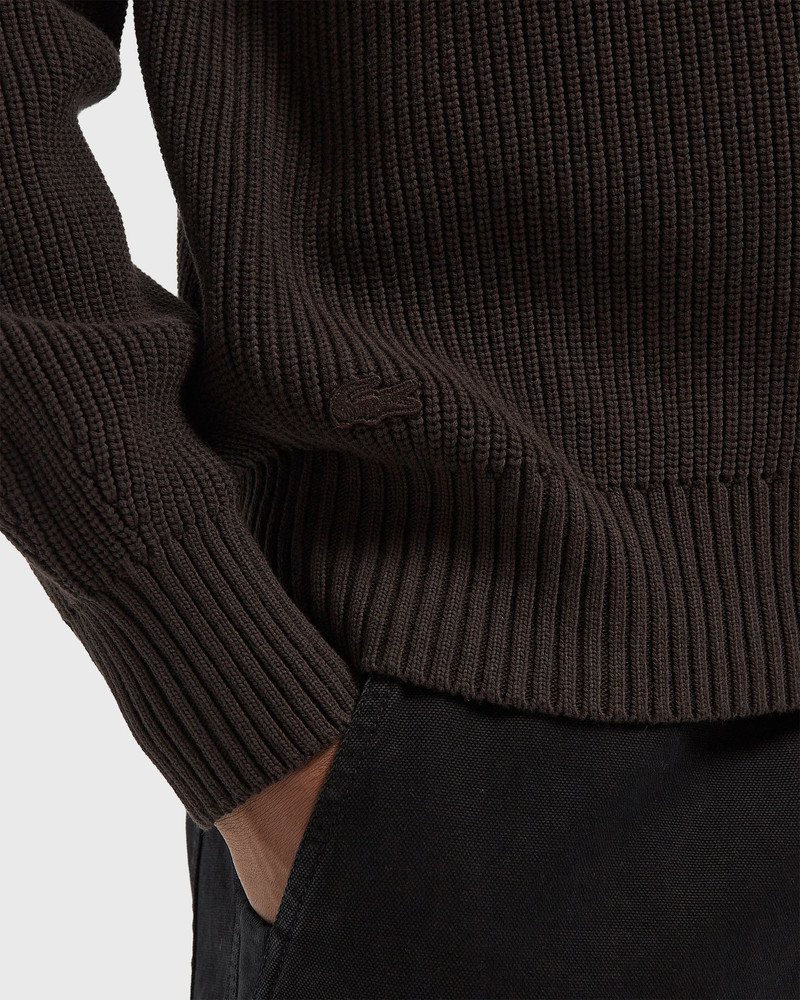 SWEATER 4