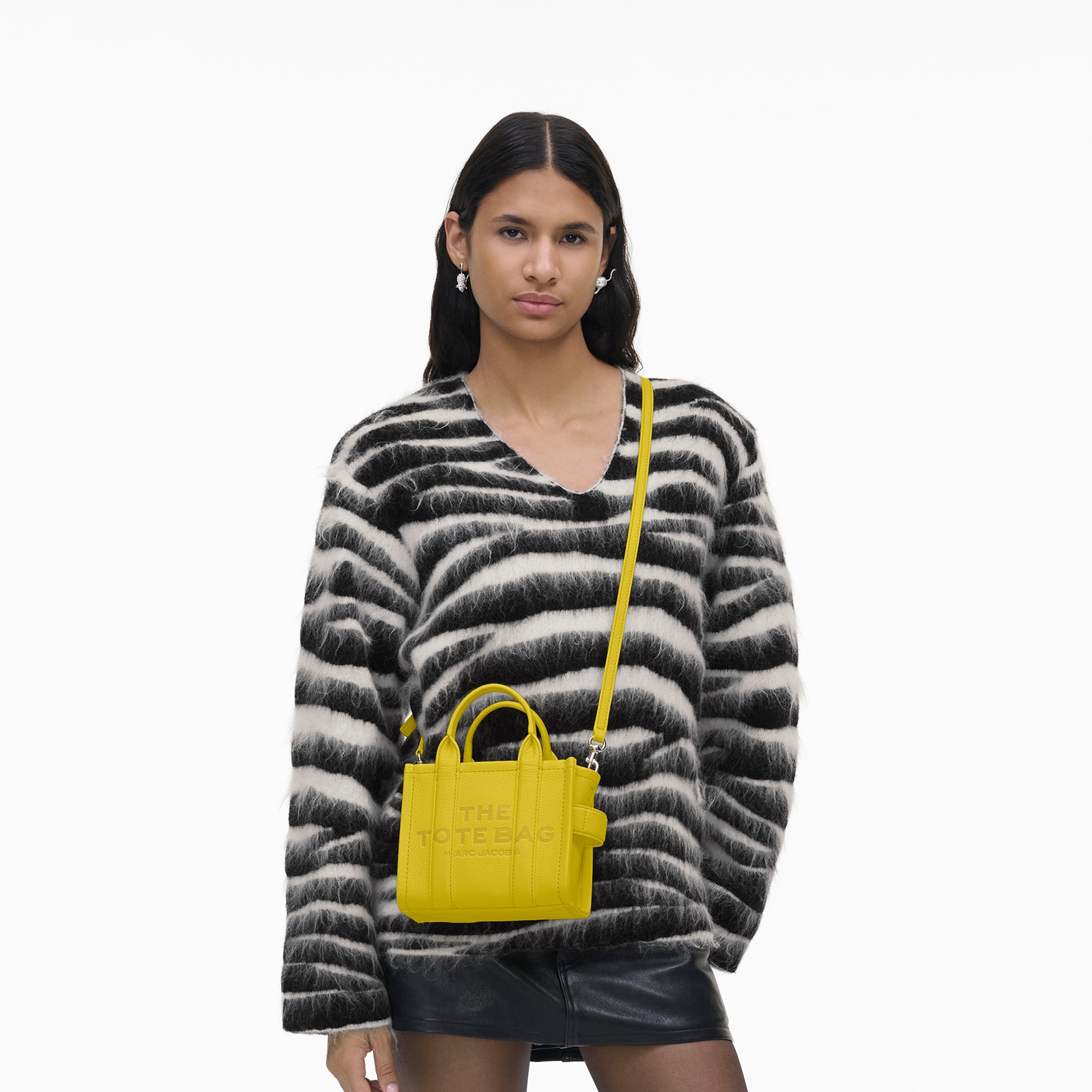 THE LEATHER CROSSBODY TOTE BAG - 2
