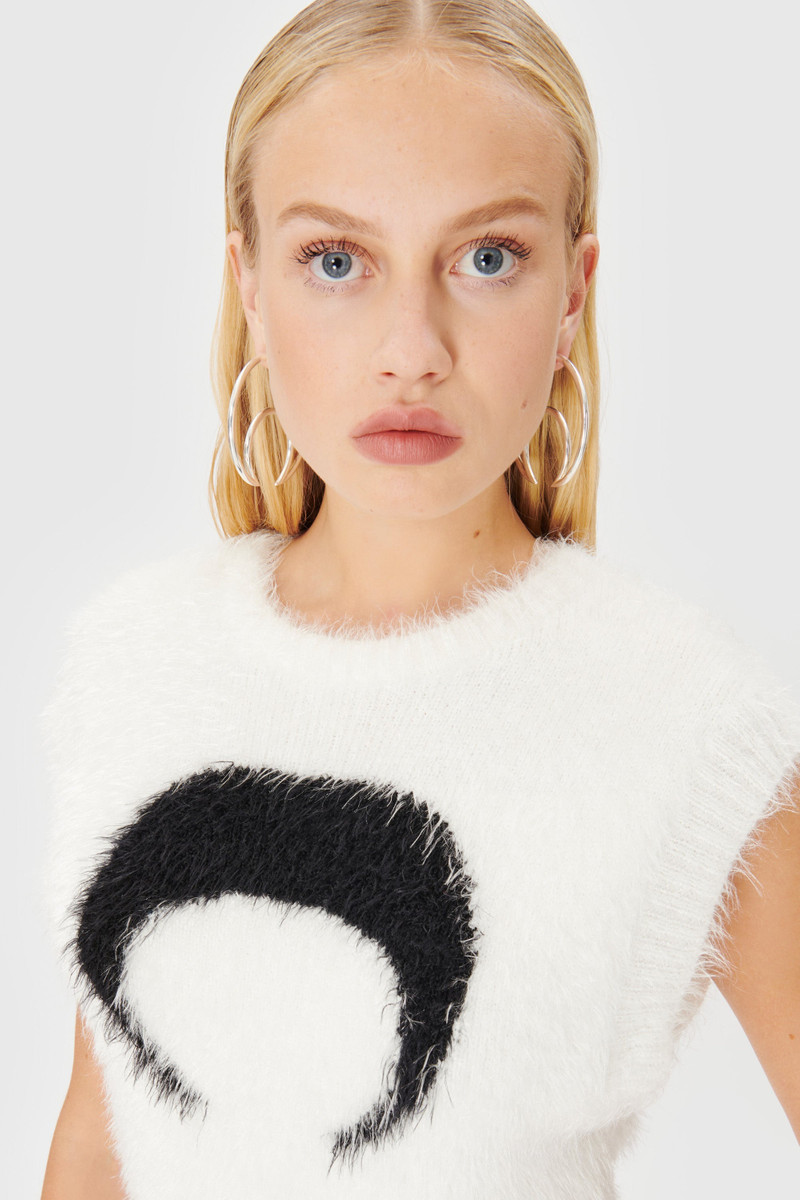 Wild Fluffy Knit Sleeveless Pullover 4