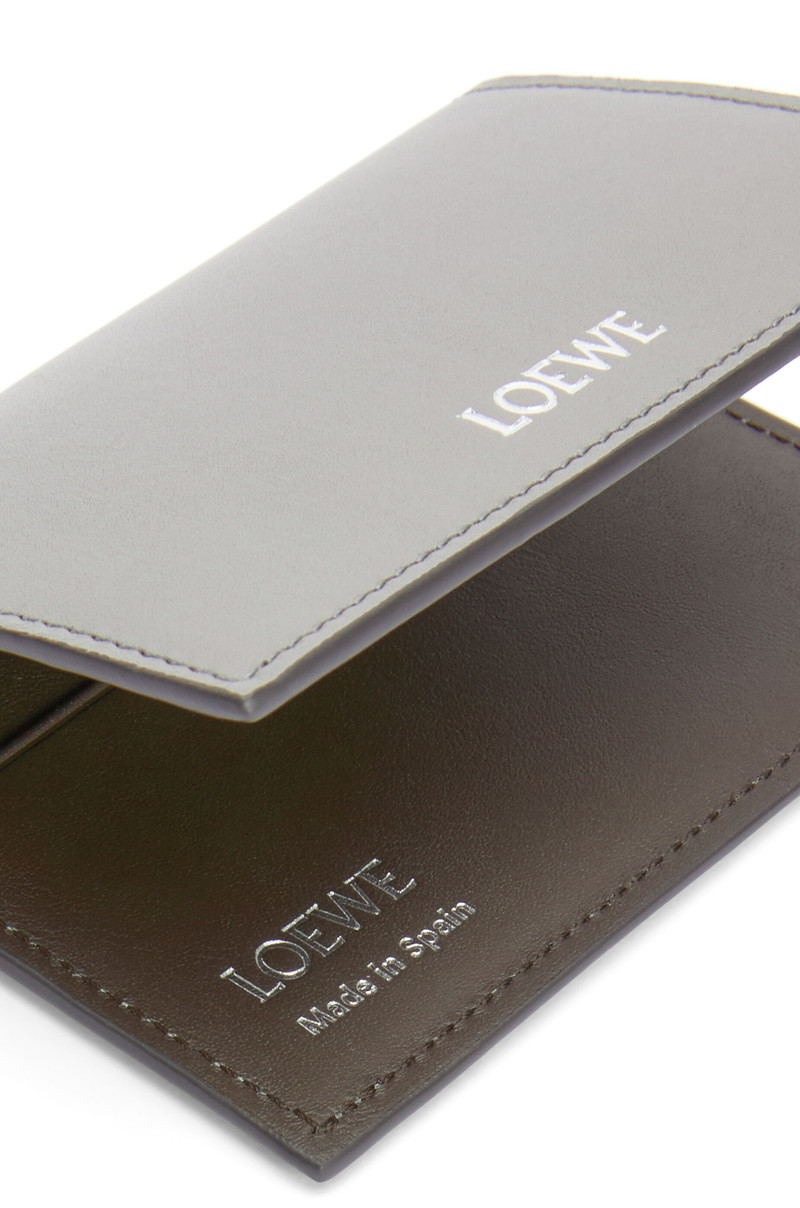 Slim bifold cardholder in shiny nappa calfskin 4