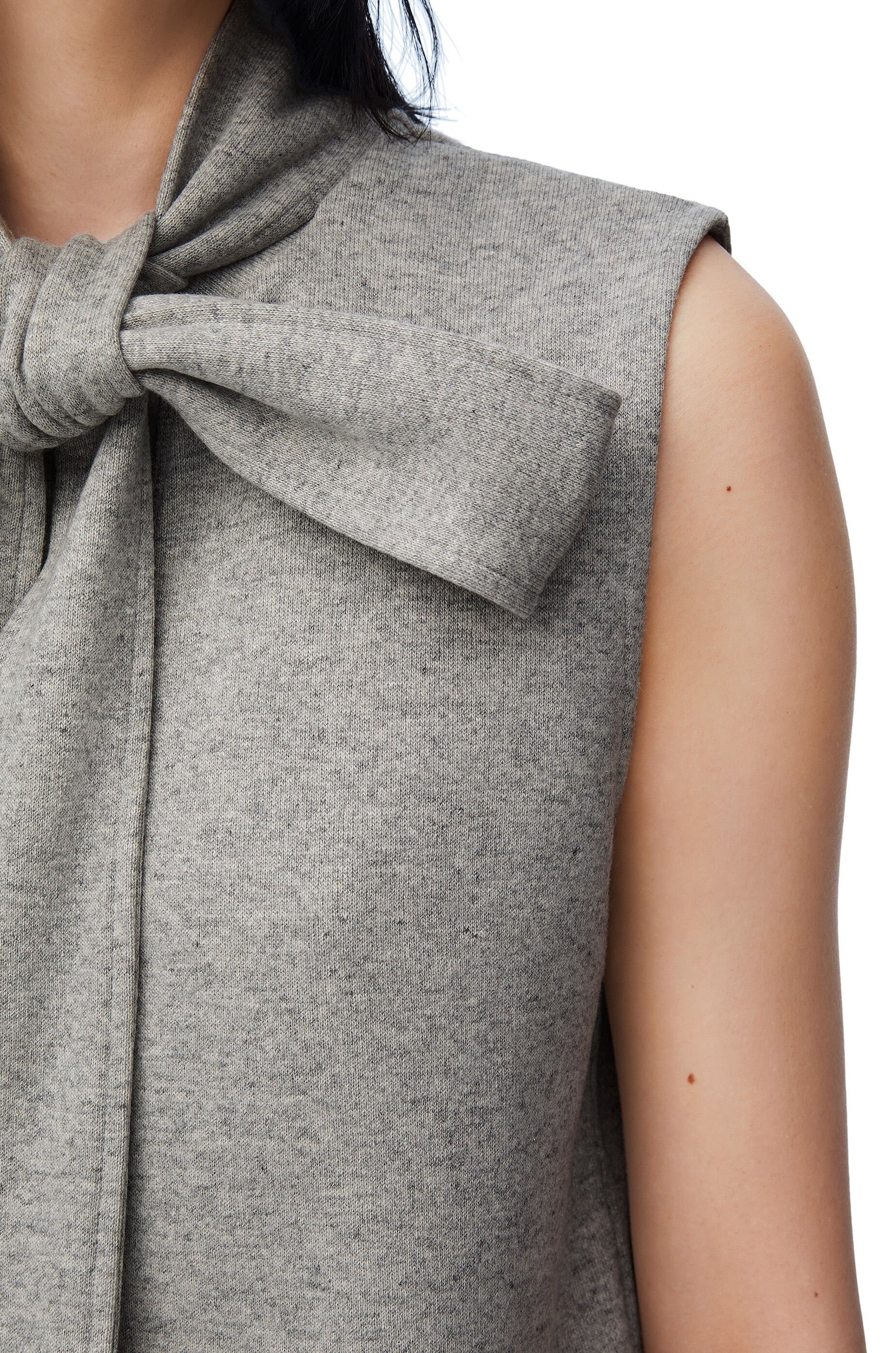 Bow top in wool and silk blend - 5