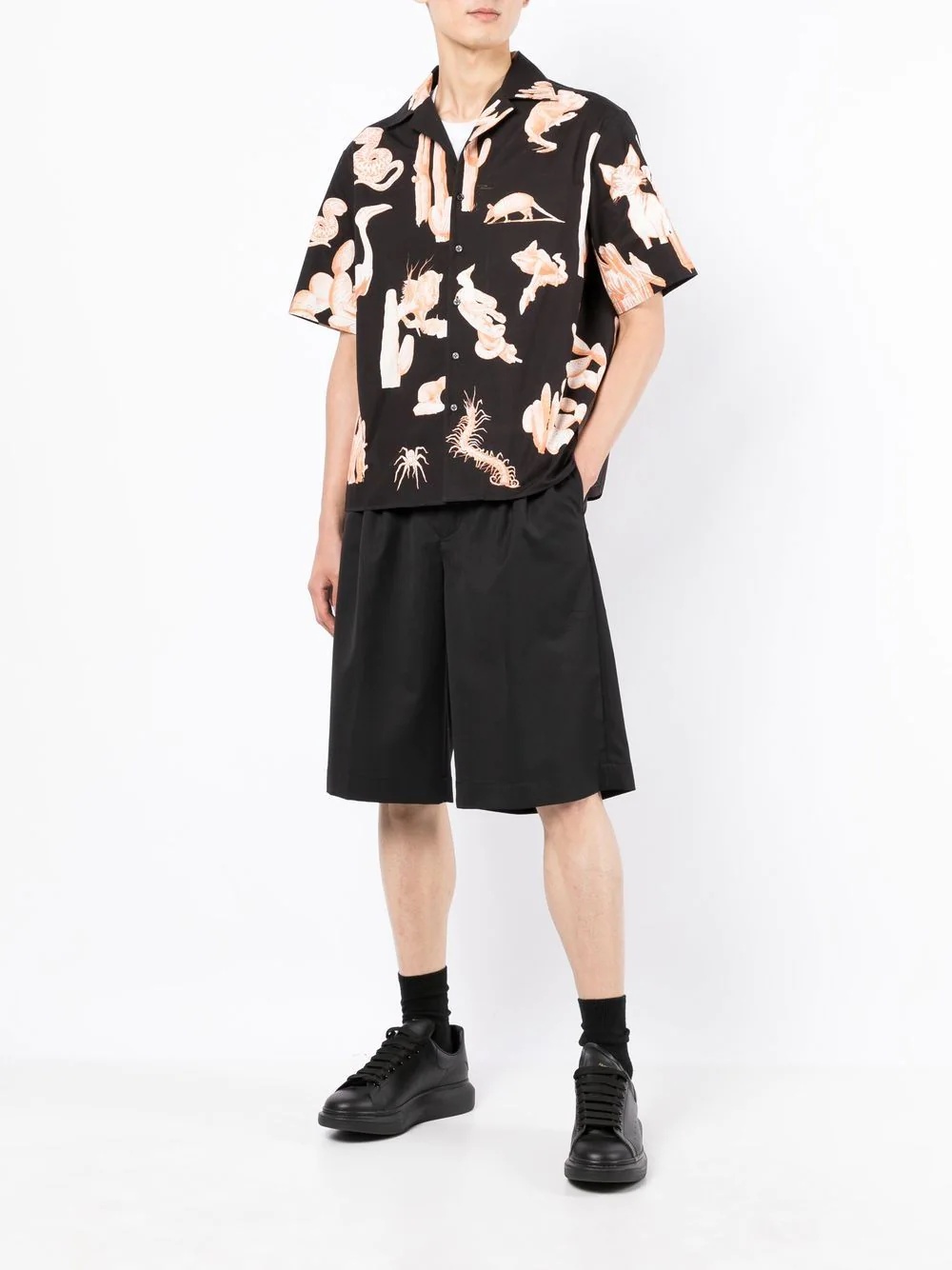 graphic-print short-sleeve shirt - 2