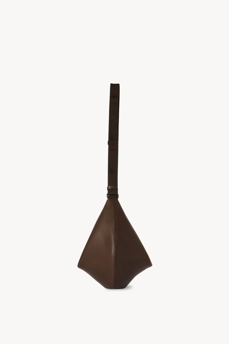 Crossbody Crescent Bag in Leather 3