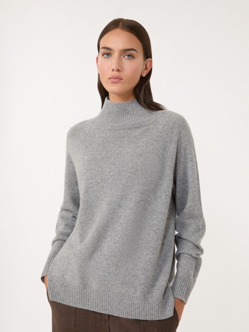 ALCALI Cashmere yarn turtleneck 5