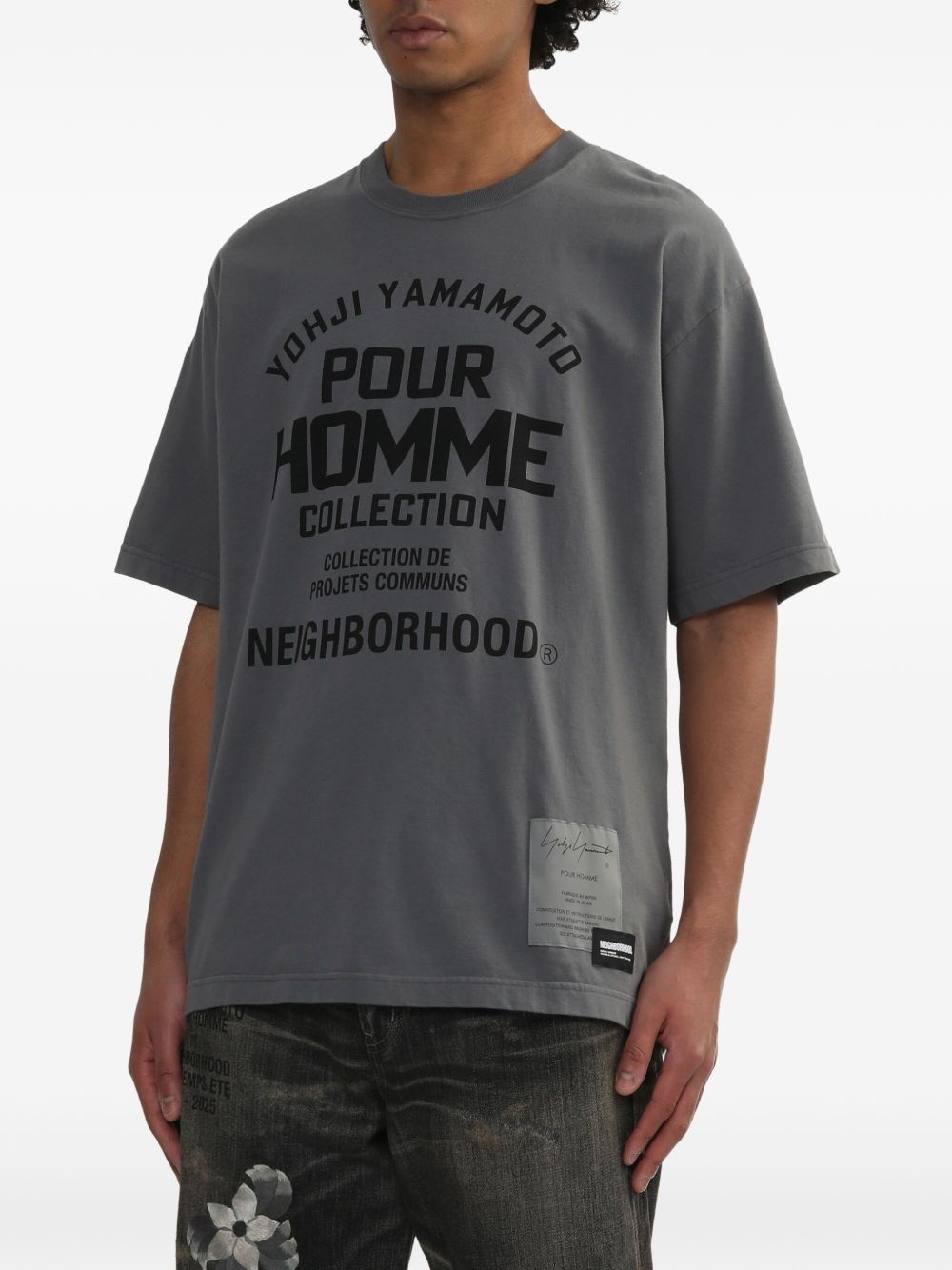 x Neighbourhood slogan-print T-shirt - 3
