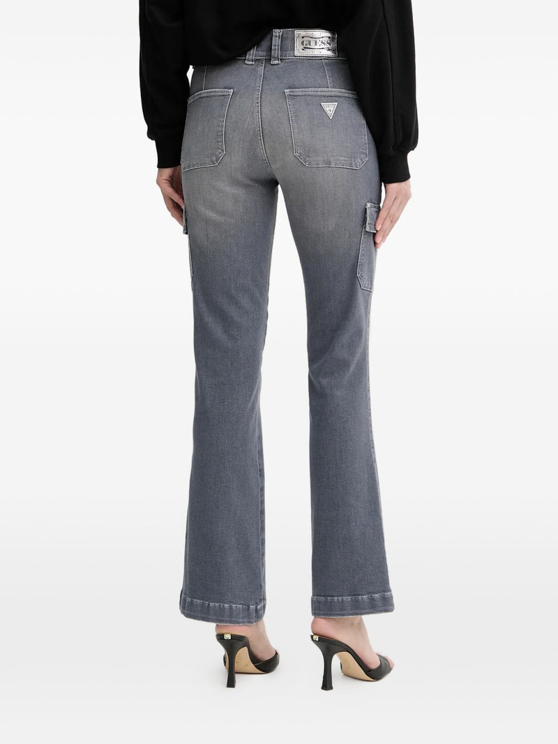 cargo-pocket jeans 3