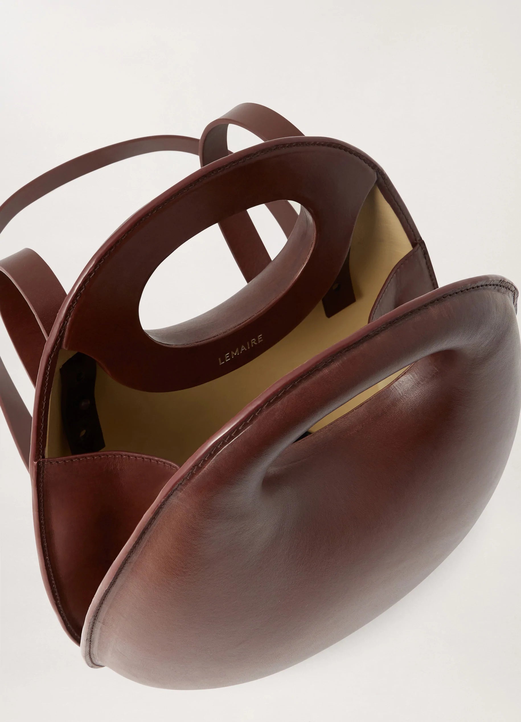 EGG BAG
VEGETAL TANNED LEATHER - 2